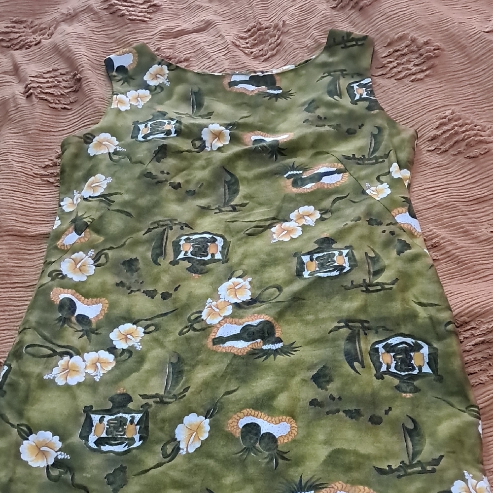 Adorable Vintage Dress From Hawaii